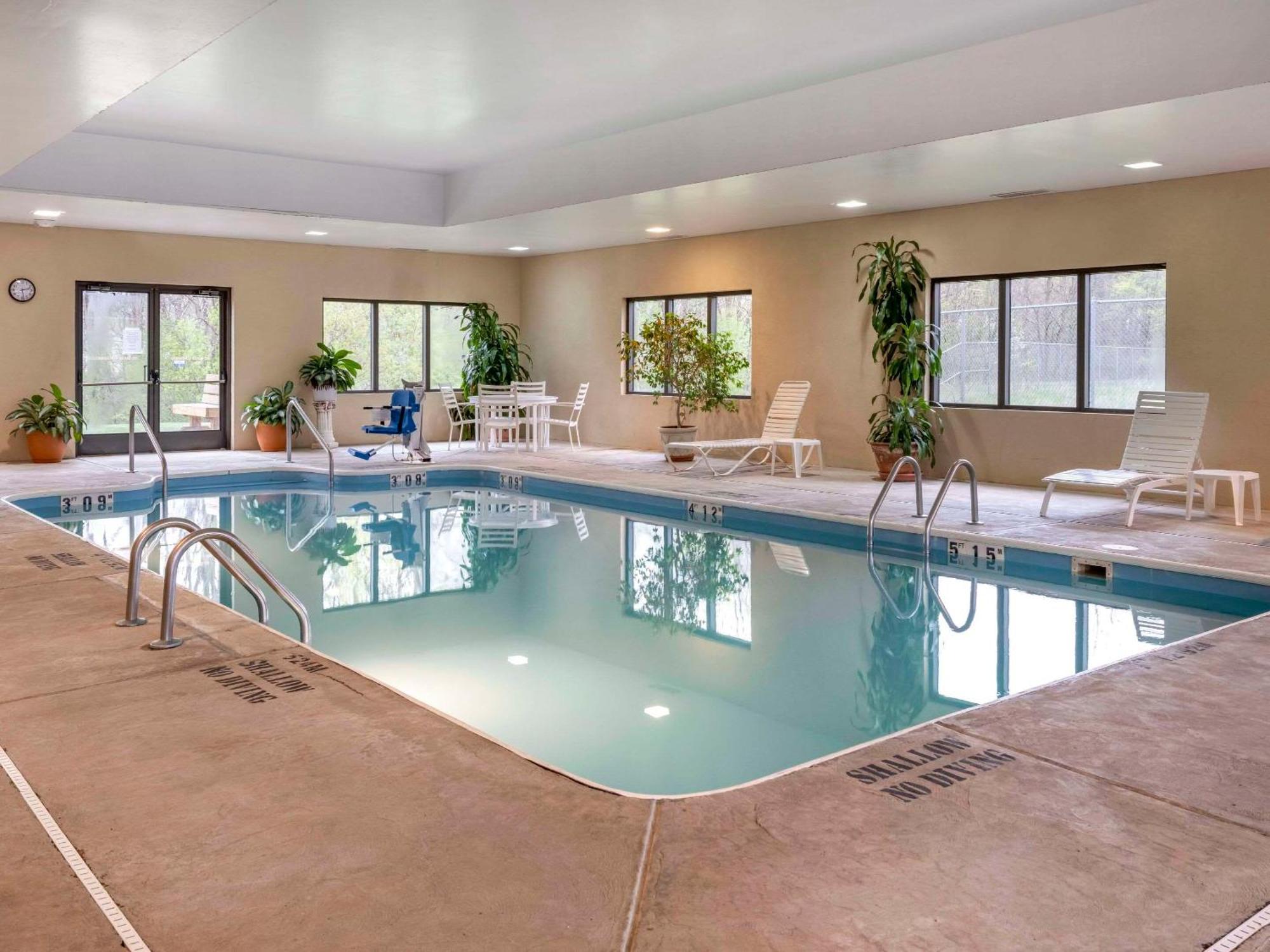 Comfort - Altoona Inn